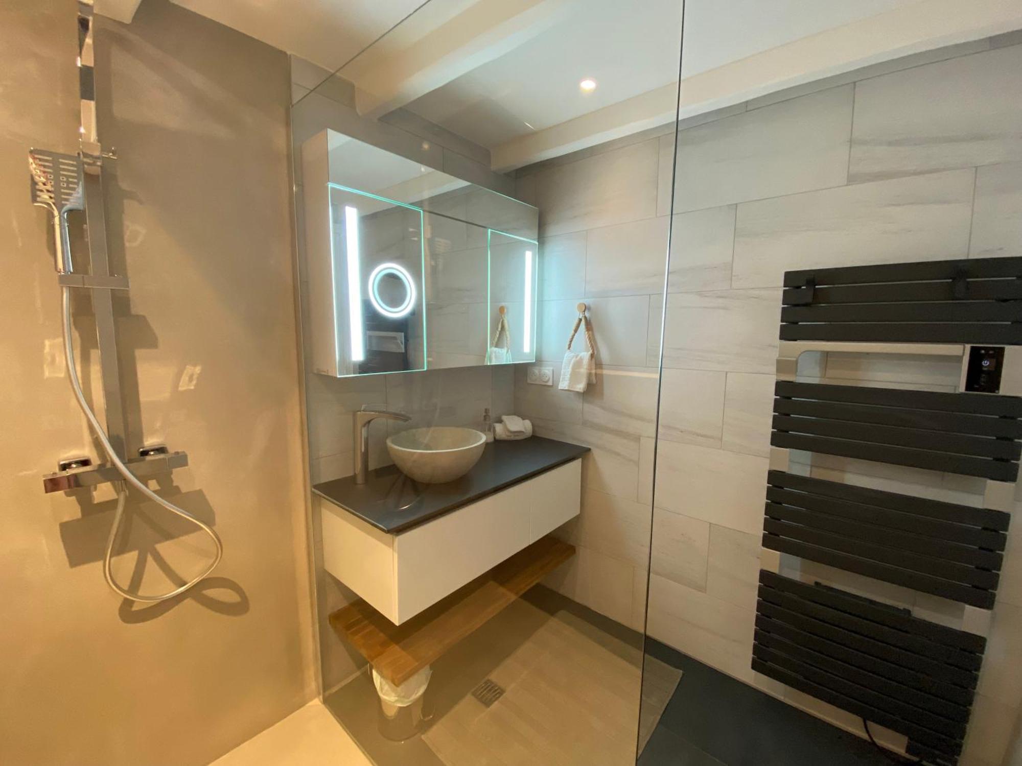 Appartement Avec Piscine Privee Dans Residence Pour 6 Personnes Uzes Bagian luar foto