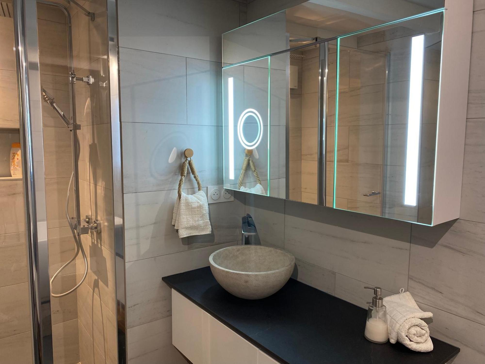 Appartement Avec Piscine Privee Dans Residence Pour 6 Personnes Uzes Bagian luar foto